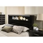 Carlie 5 Pc Queen Bedroom Set - Image 2