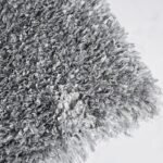 Annmarie 5' X 7' Silver Area Rug - Image 2