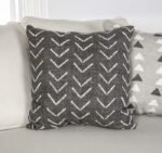 Hyde Park Oversized Sofa w Pillows - Image 5