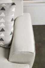 Hyde Park Oversized Sofa w Pillows - Image 6
